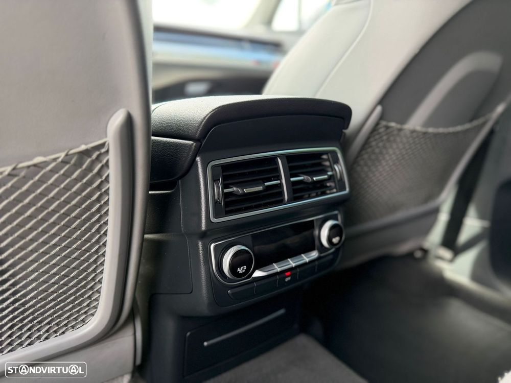 Audi Q7 3.0 TDI quattro tiptronic 7L - 35