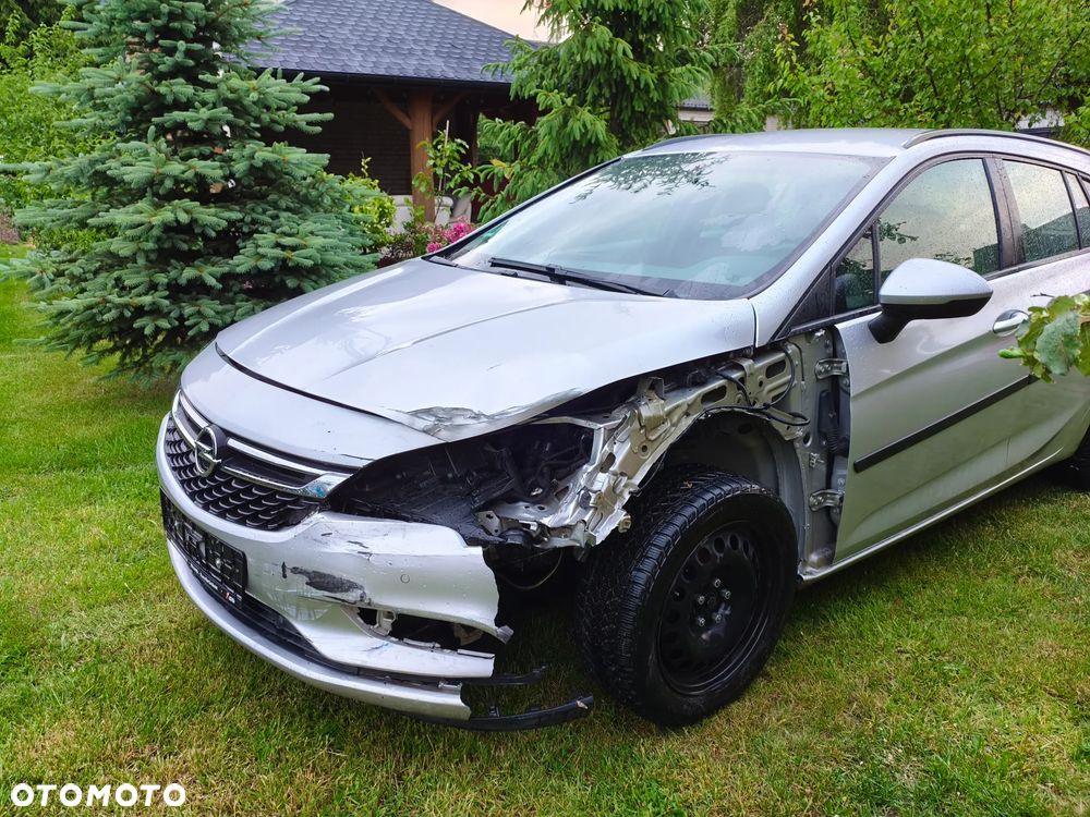 Opel Astra - 9