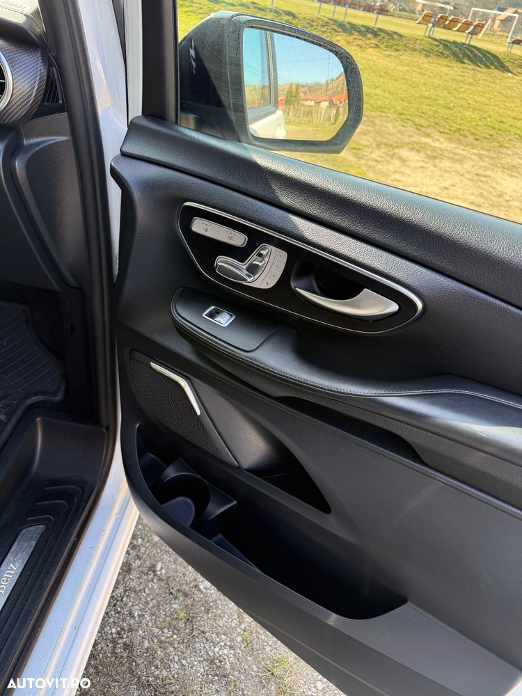 Mercedes-Benz V 250 d Lang 4Matic 9G-TRONIC Exclusive - 17