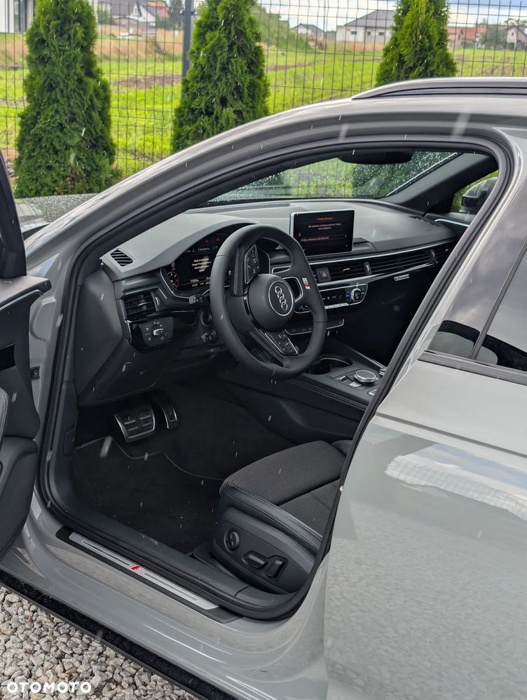 Audi A4 Avant 3.0 TDI DPF quattro S tronic S line Sportpaket - 16