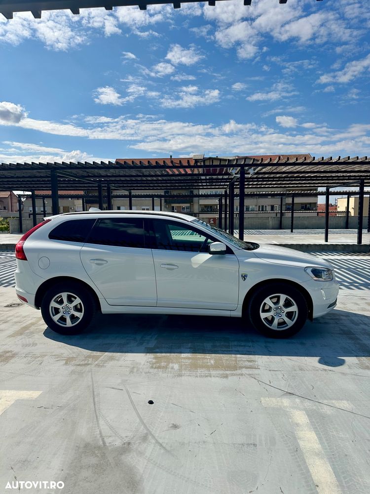 Volvo XC 60 D4 VEA Start-Stop Momentum - 4