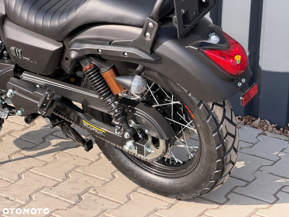 Junak M12 - 7