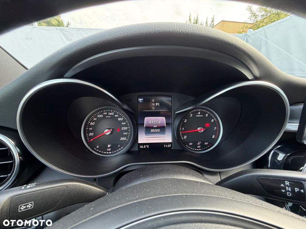 Mercedes-Benz Klasa C 300 7G-TRONIC AMG Line - 35