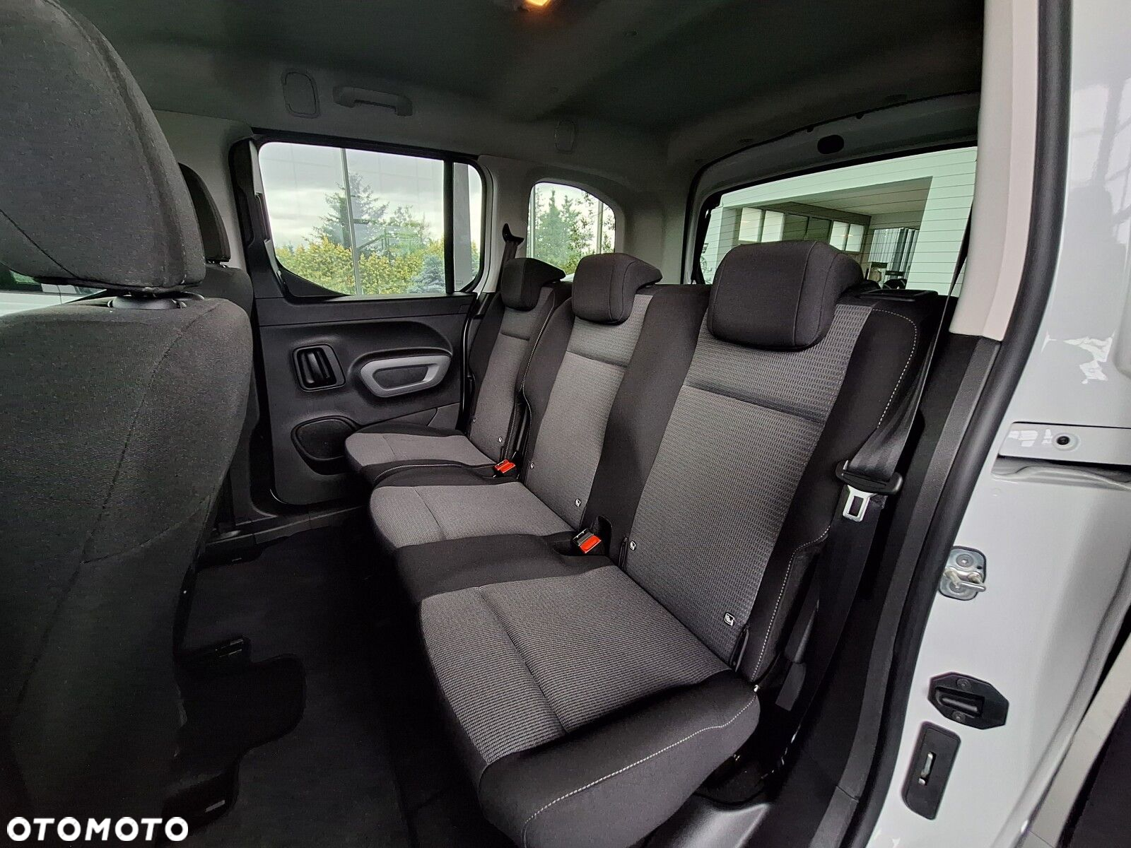 Toyota Proace City Verso 1.5 D-4D Business - 24
