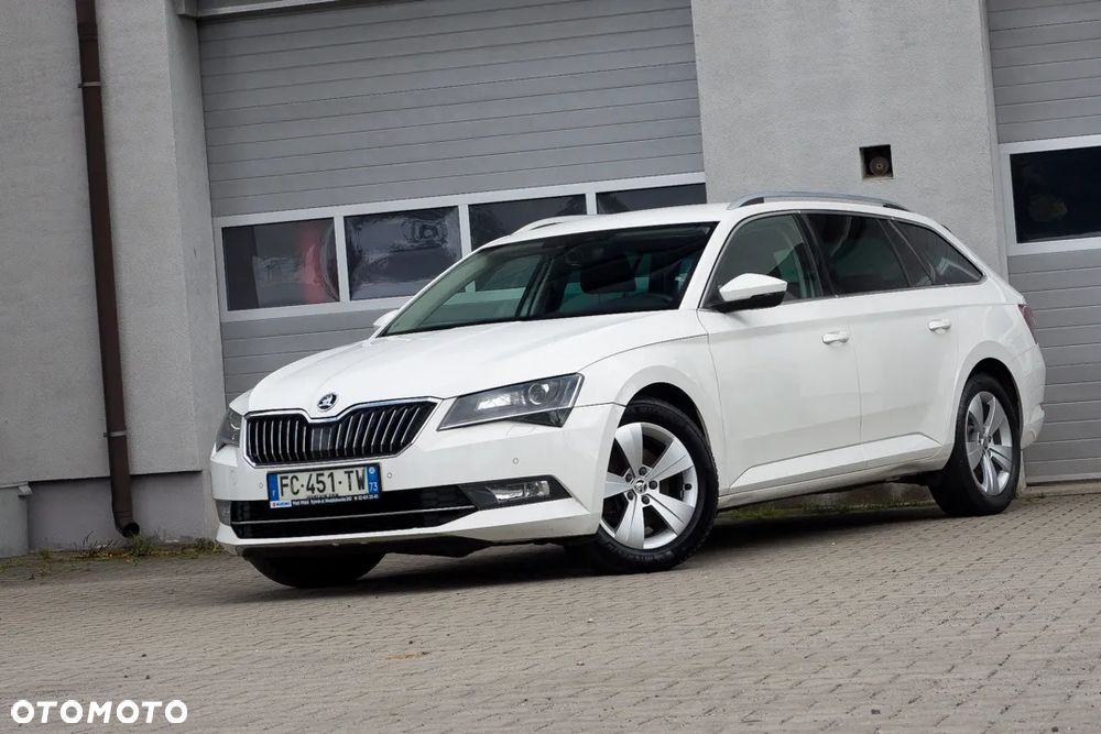 Skoda Superb 1.6 TDI Ambition - 6