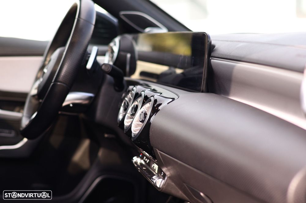 Mercedes-Benz CLA 220 d 8G-DCT AMG Line - 11