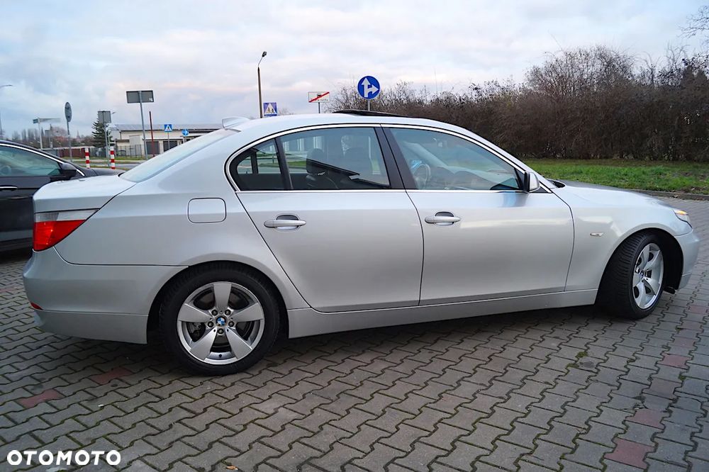 BMW Seria 5 525i - 5