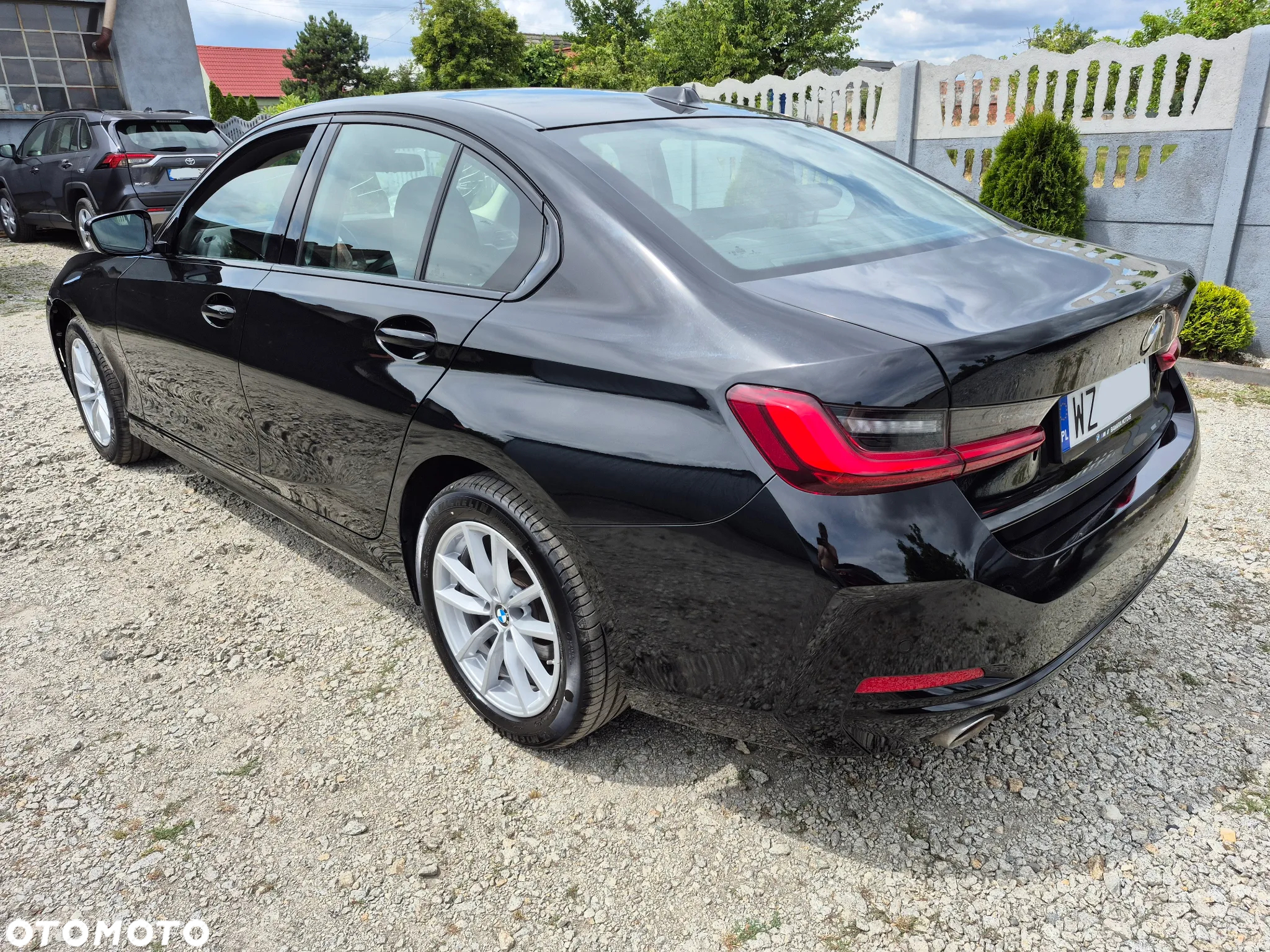 BMW Seria 3 318i - 5