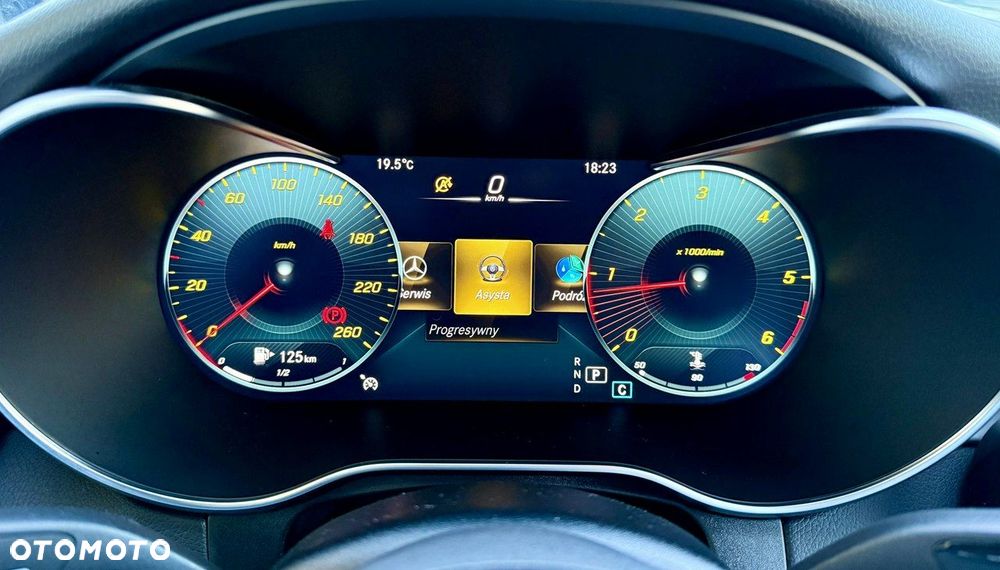 Mercedes-Benz GLC 300 d 4Matic 9G-TRONIC AMG Line - 33