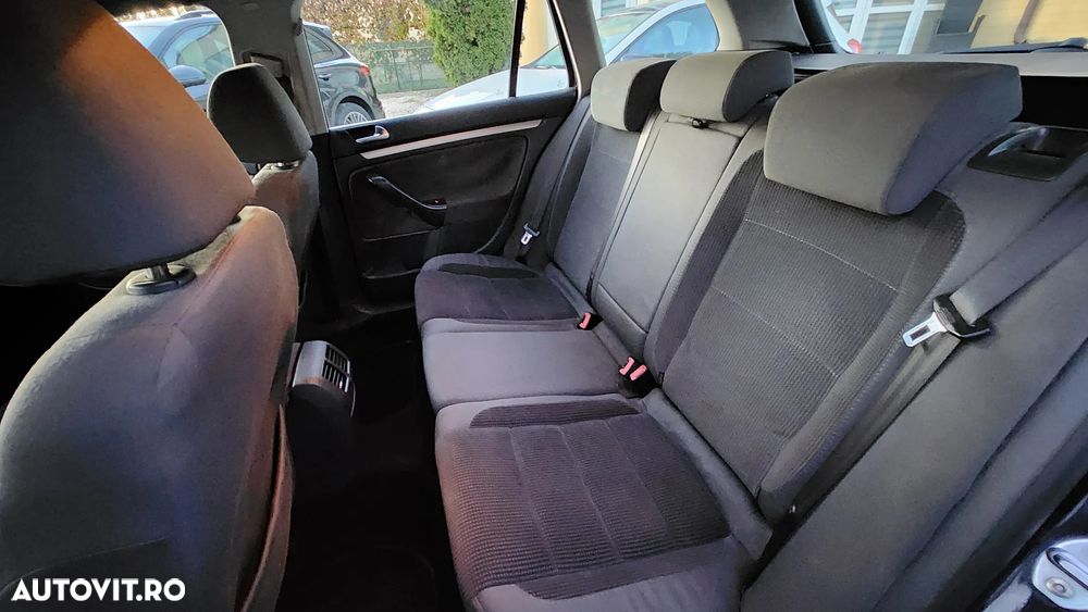 Volkswagen Golf 1.9 TDI Comfortline - 17