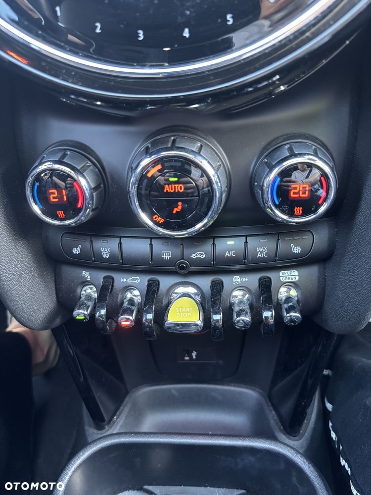 MINI Cooper SE - 13