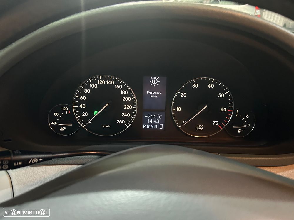 Mercedes-Benz C 180 K Elegance Aut. - 20