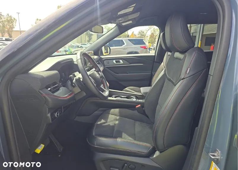 Ford Explorer - 7