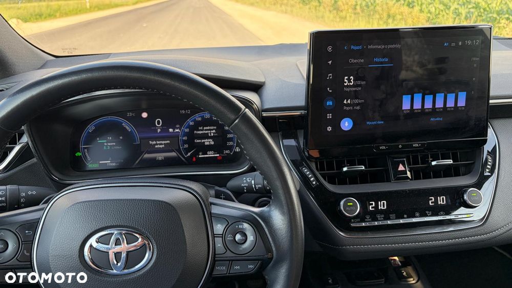 Toyota Corolla 2.0 Hybrid Style - 14