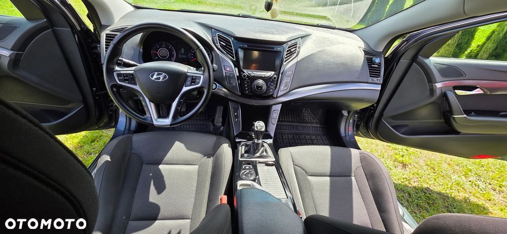 Hyundai i40 1.7 CRDi Premium - 17