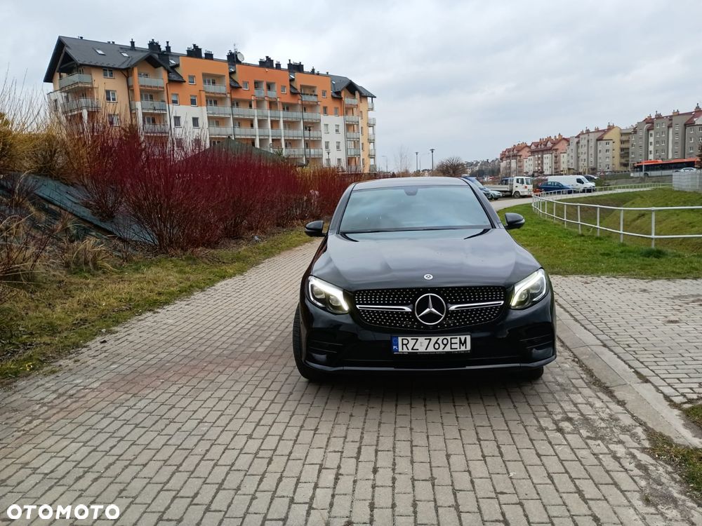 Mercedes-Benz GLC 220 d 4Matic 9G-TRONIC AMG Line - 17
