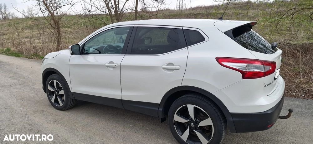 Nissan Qashqai 1.6 DCI Start/Stop X-TRONIC N-Connecta - 2