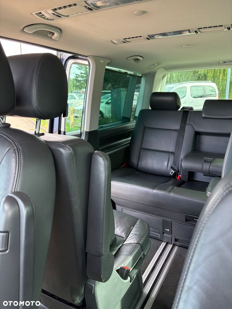 Volkswagen Multivan - 5