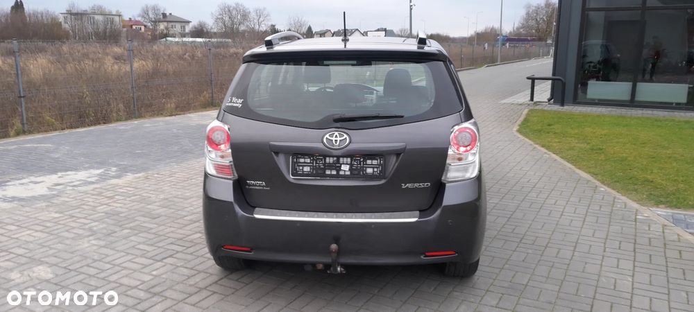 Toyota Verso 2.0 D-4D Edition - 10