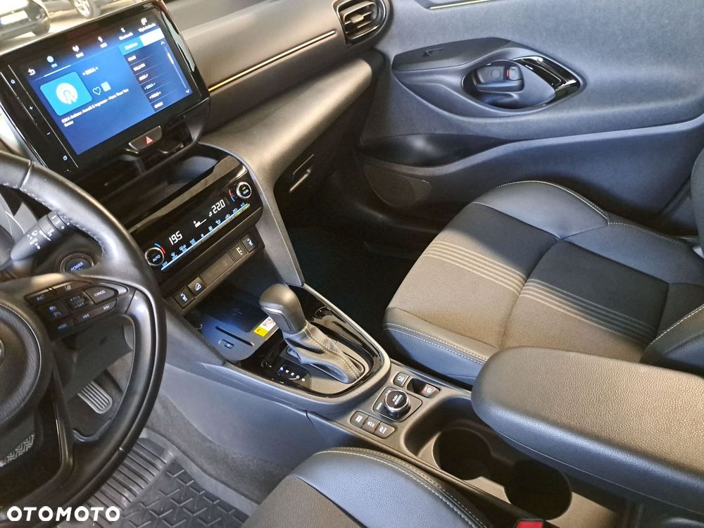 Toyota Yaris Cross Hybrid 1.5 Adventure 4x4 - 27