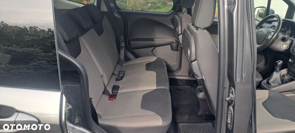 Ford Tourneo Courier 1.5 TDCi Titanium - 7