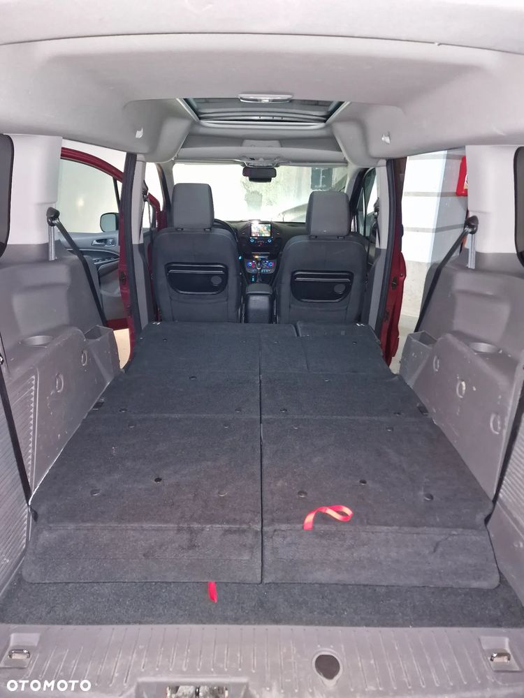 Ford Tourneo Connect Gr 1.5 EcoBlue Titanium PowerShift - 23