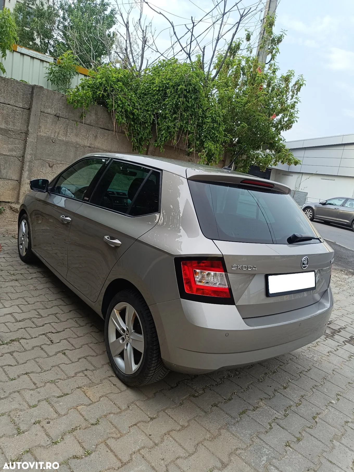 Skoda Fabia 1.0 MPI Joy - 4