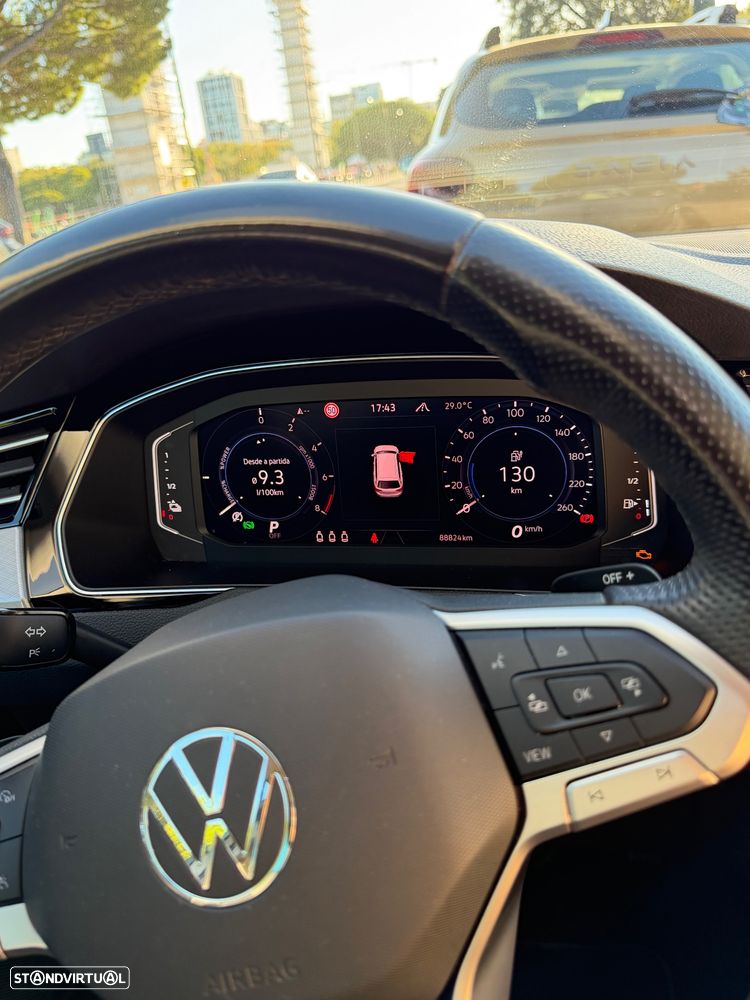 VW Passat Variant - 7