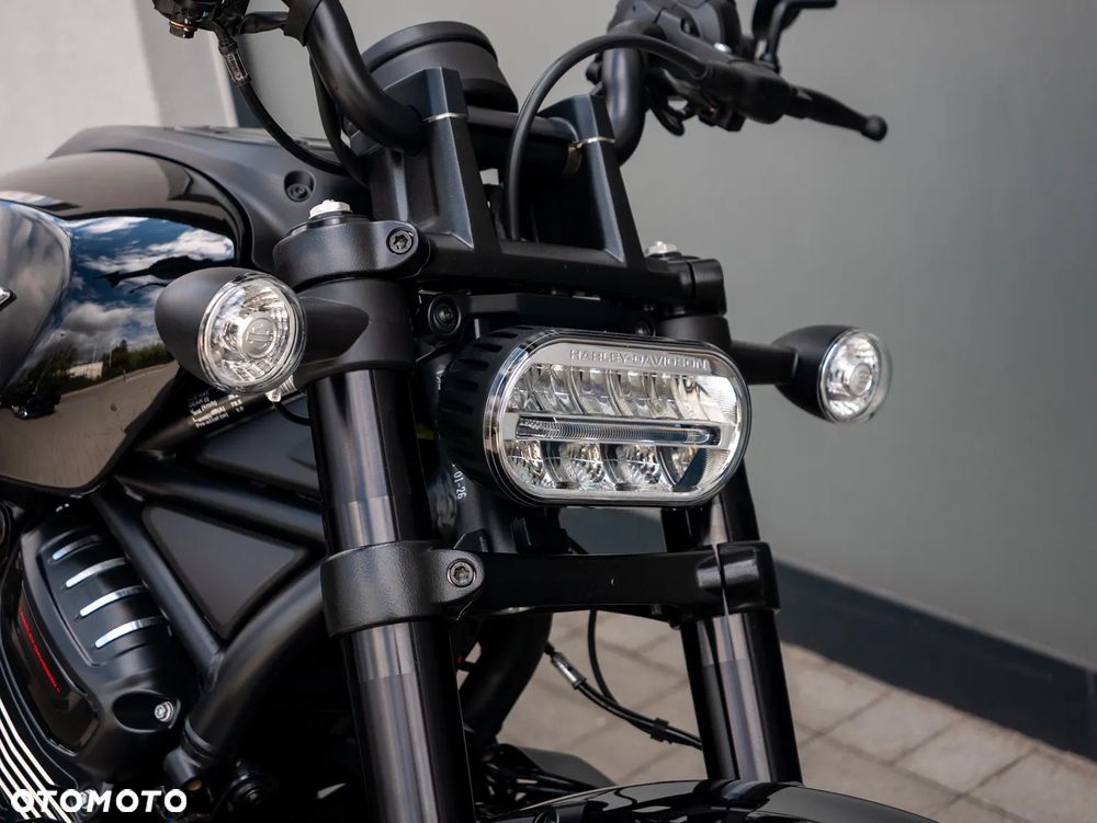 Harley-Davidson Sportster - 9