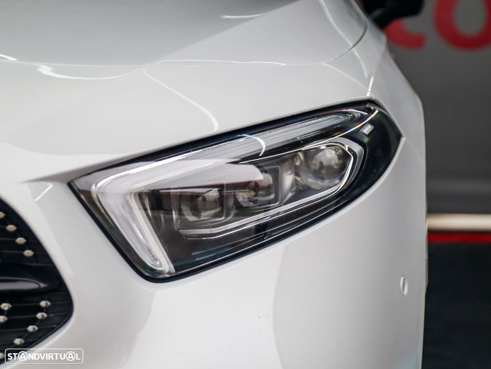 Mercedes-Benz A 250 e 8G-DCT AMG Line - 20