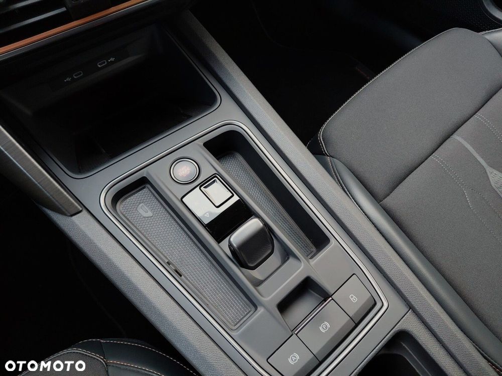 Cupra Formentor 1.4 e-Hybrid DSG - 27