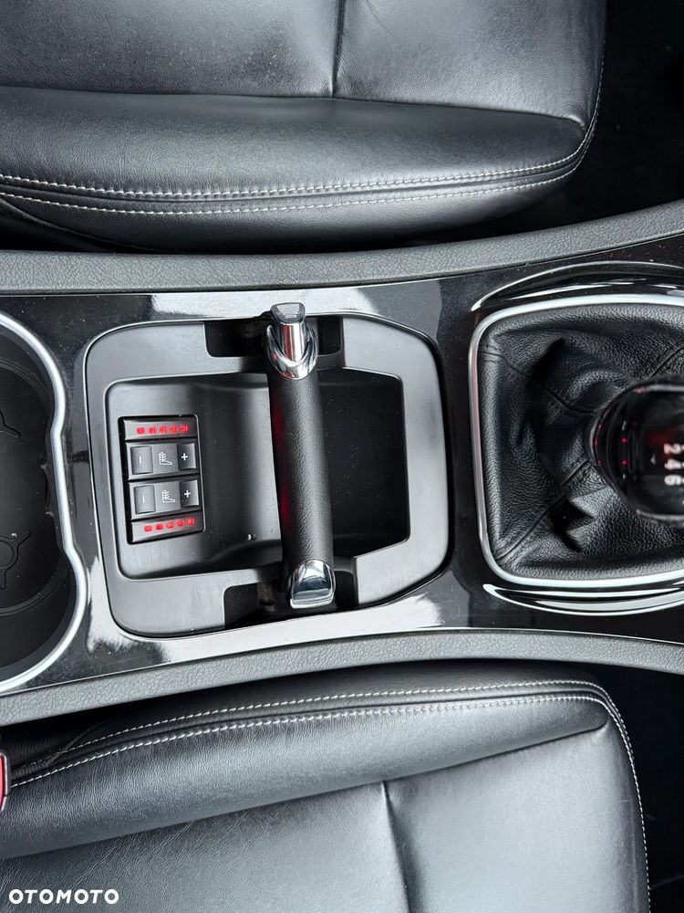 Ford S-Max 2.0 TDCi Ambiente - 30