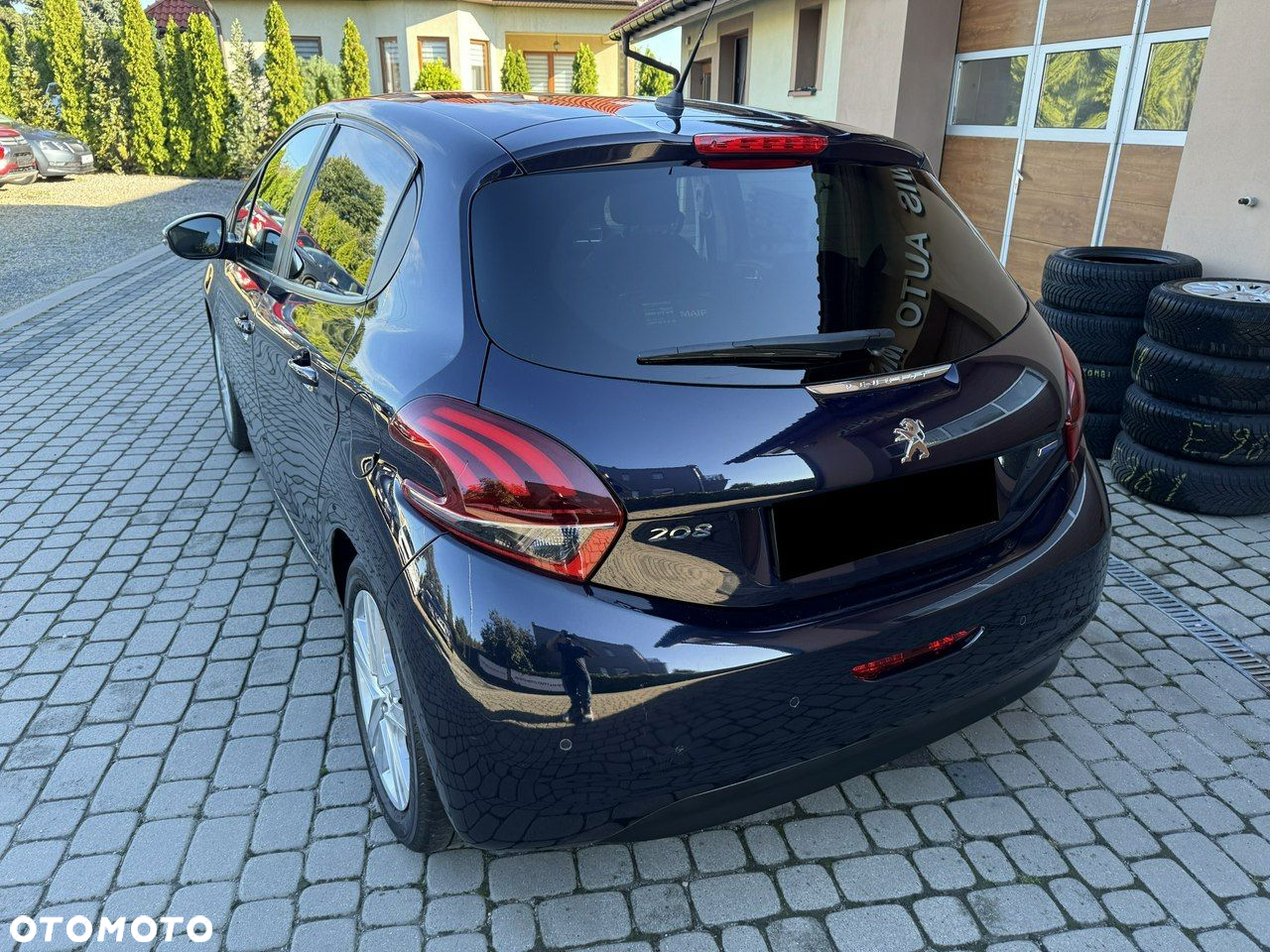 Peugeot 208 1.2 PureTech Style - 9