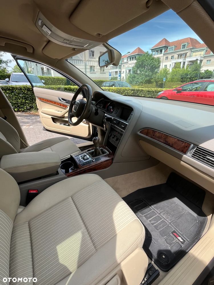 Audi A6 Limousine 2.4 - 9
