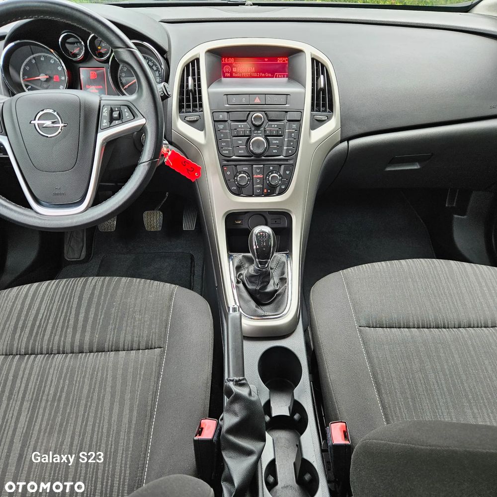 Opel Astra 1.6 Color Edition - 22