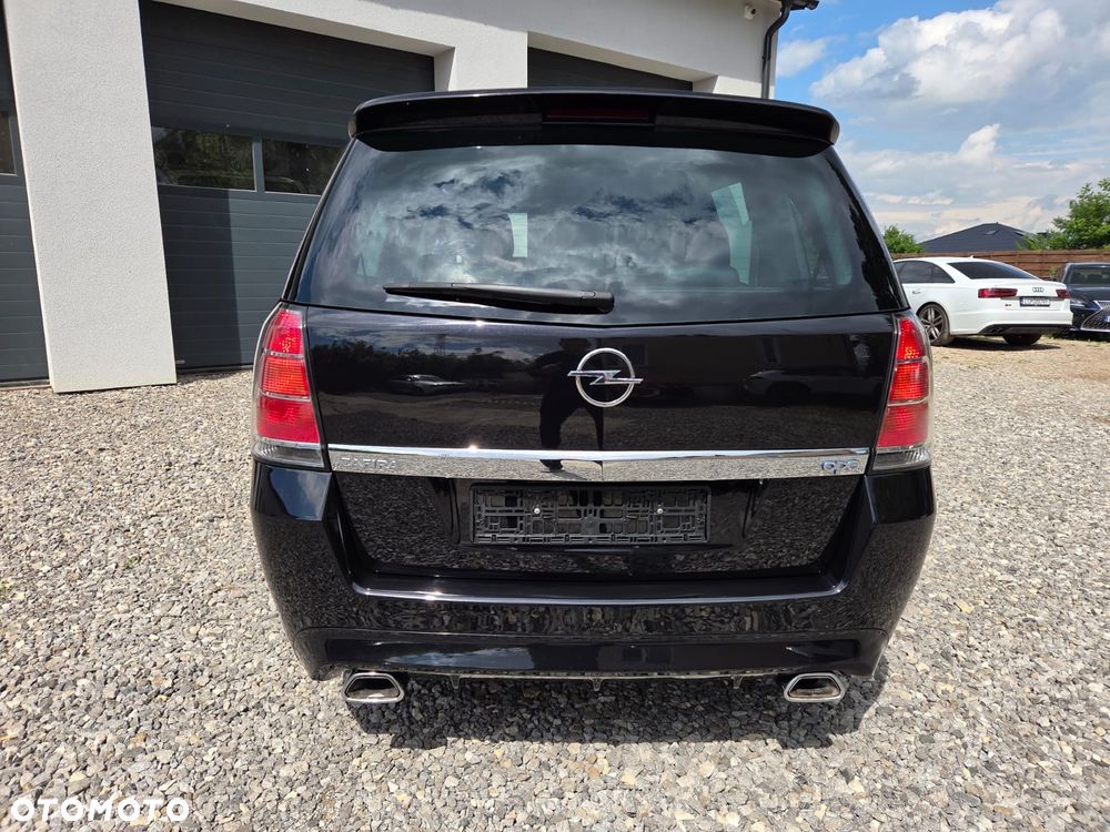 Opel Zafira OPC - 7