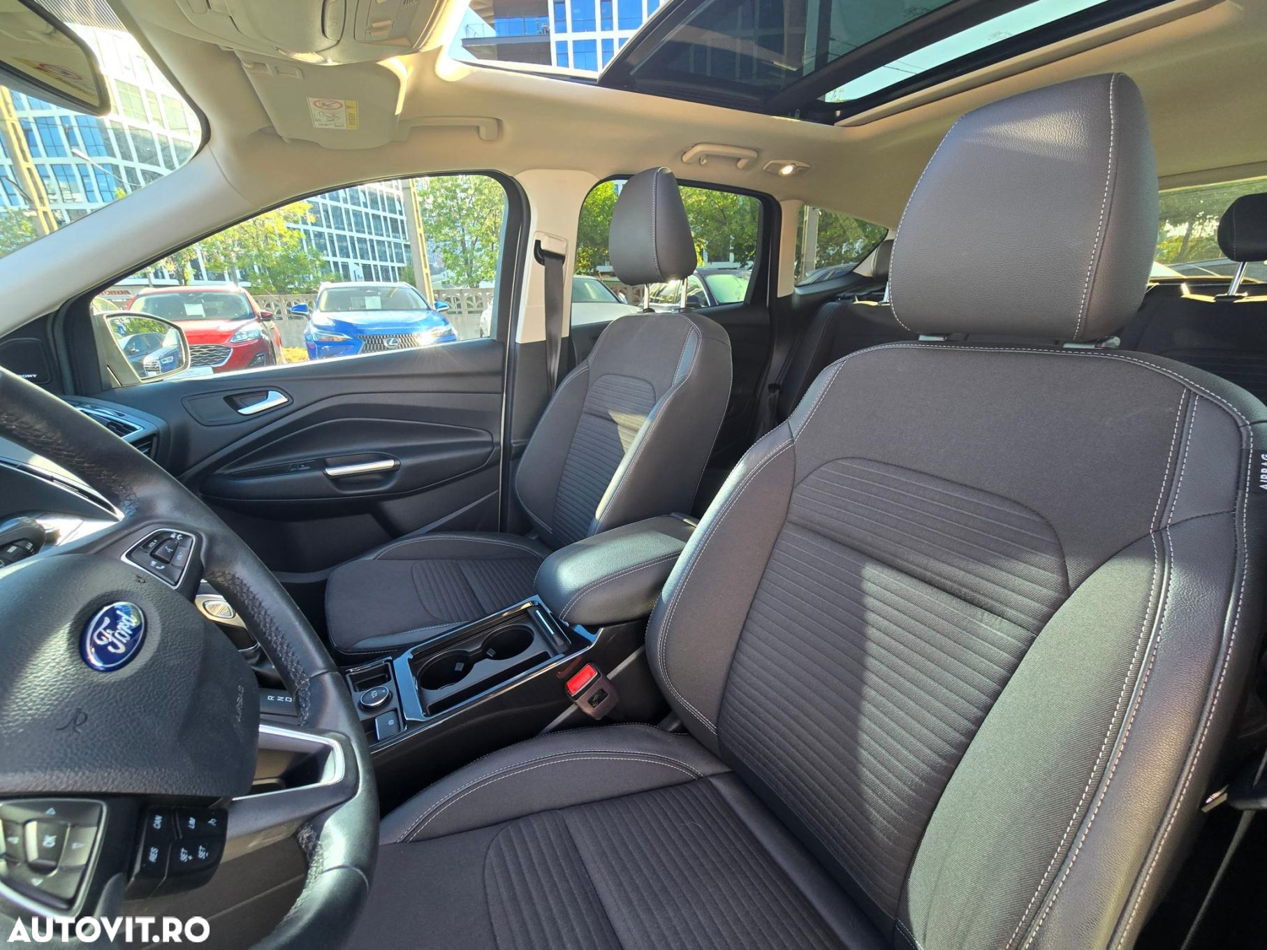 Ford Kuga - 5