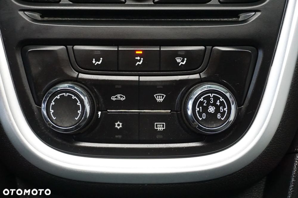 Opel Mokka 1.6 Active S&S - 34