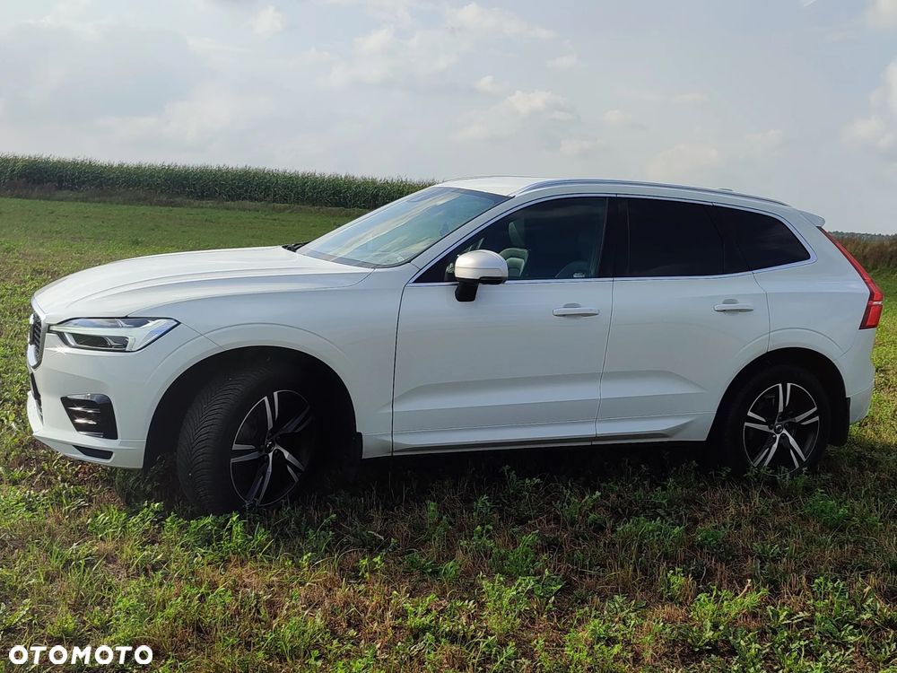Volvo XC 60 D4 AWD R-Design - 3