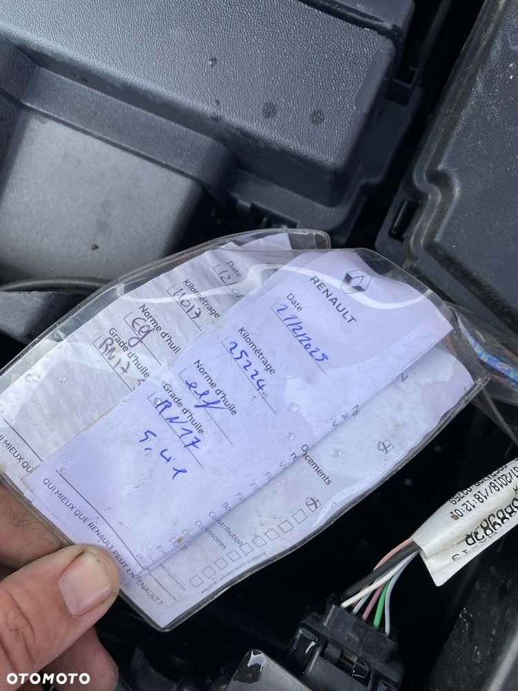 Renault Scenic TCe 140 GPF EDC LIMITED - 23