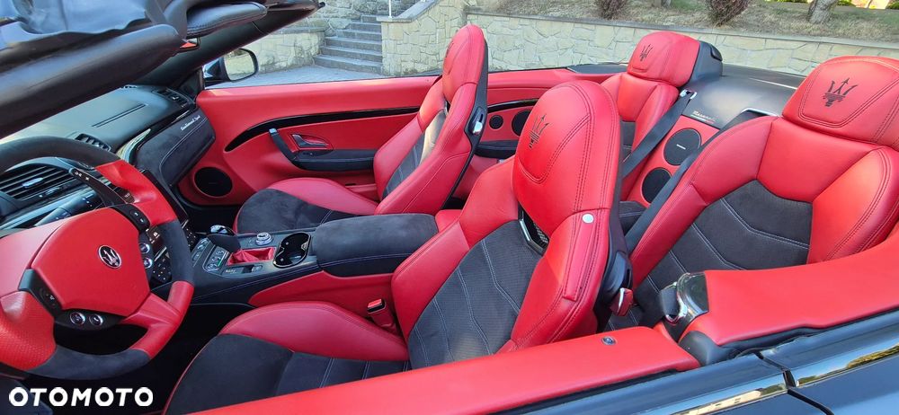 Maserati GranCabrio - 21