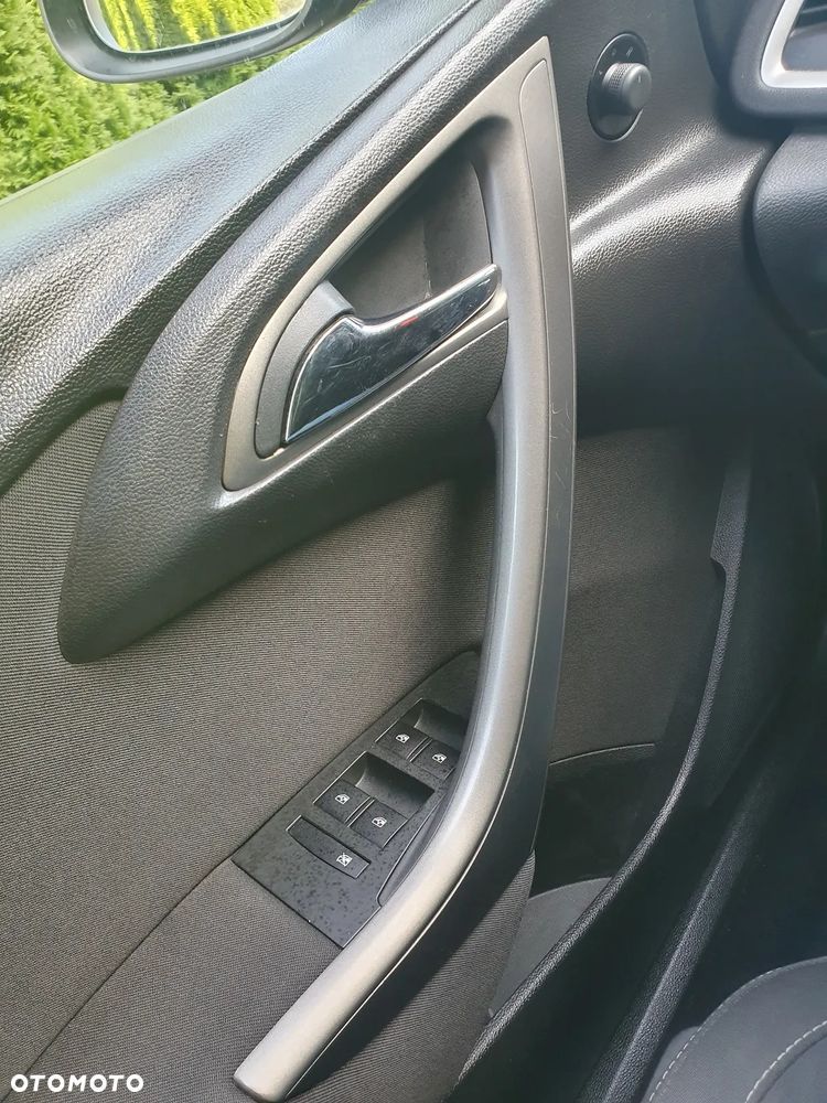 Opel Astra 2.0 CDTI ENERGY - 21