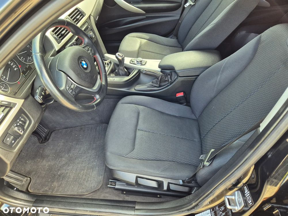 BMW Seria 3 318d DPF Edition Lifestyle - 5