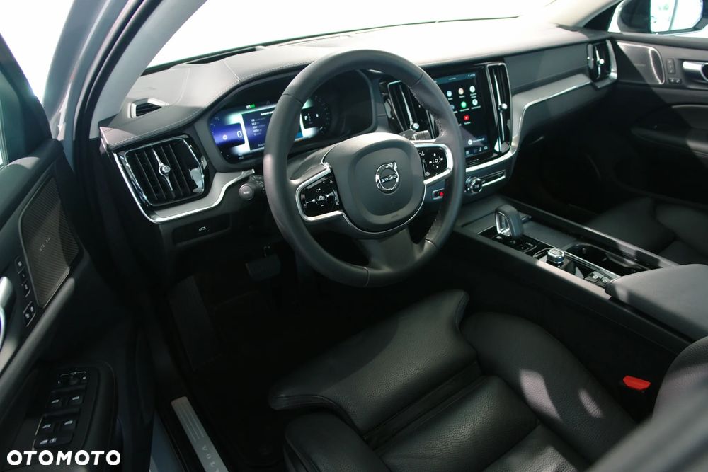 Volvo S60 B5 B AWD Ultimate Dark - 11