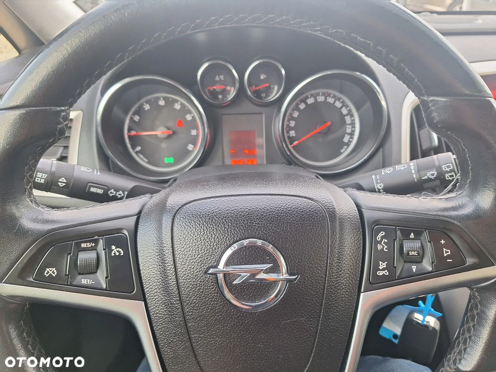 Opel Astra 1.4 ecoFLEX - 21