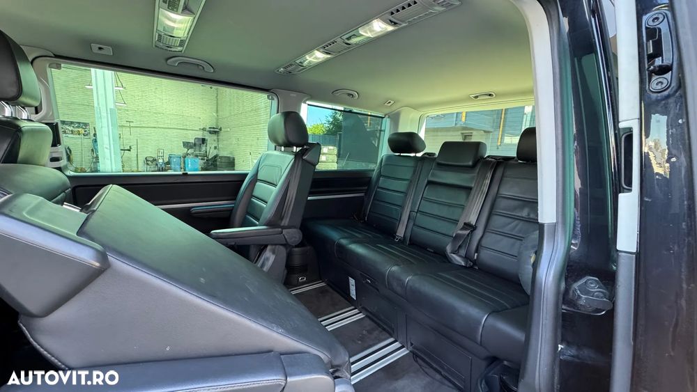 Volkswagen Multivan - 25