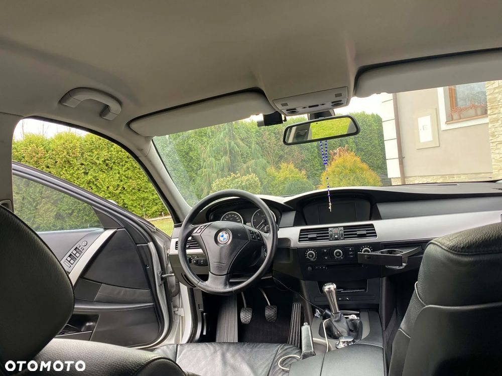 BMW Seria 5 - 25