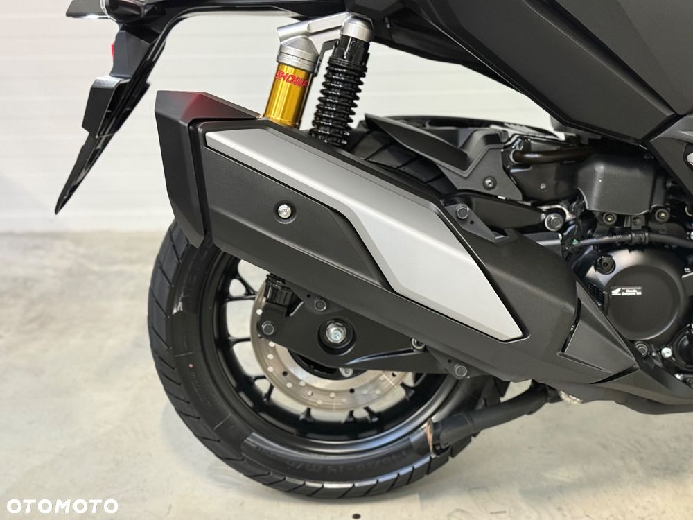 Honda ADV350 - 14