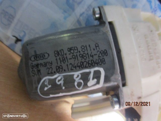 Motor Elevador Vidro 8K0959811A AUDI A1 2012 TD AUDI A1 SPORTBACK 8X FASE 2  2017 1.6TDI 115CV 5P PRETO TD - 3