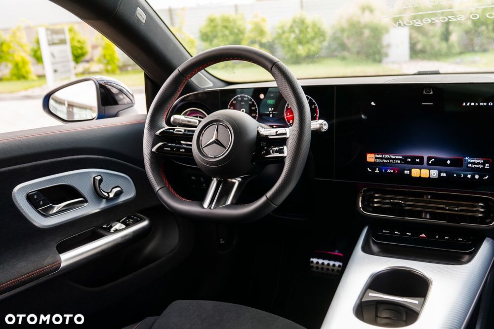 Mercedes-Benz CLA - 17
